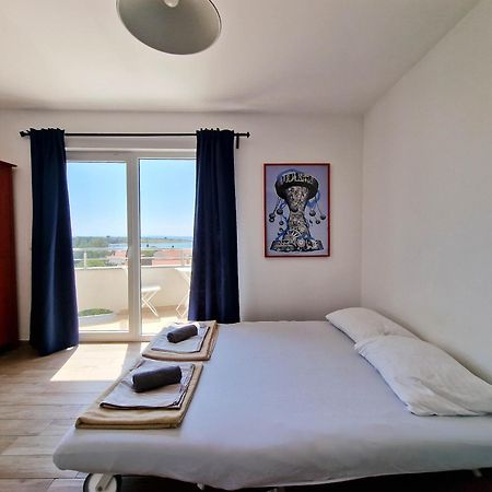 Ferienwohnung Avada Premium Novalja Exterior foto
