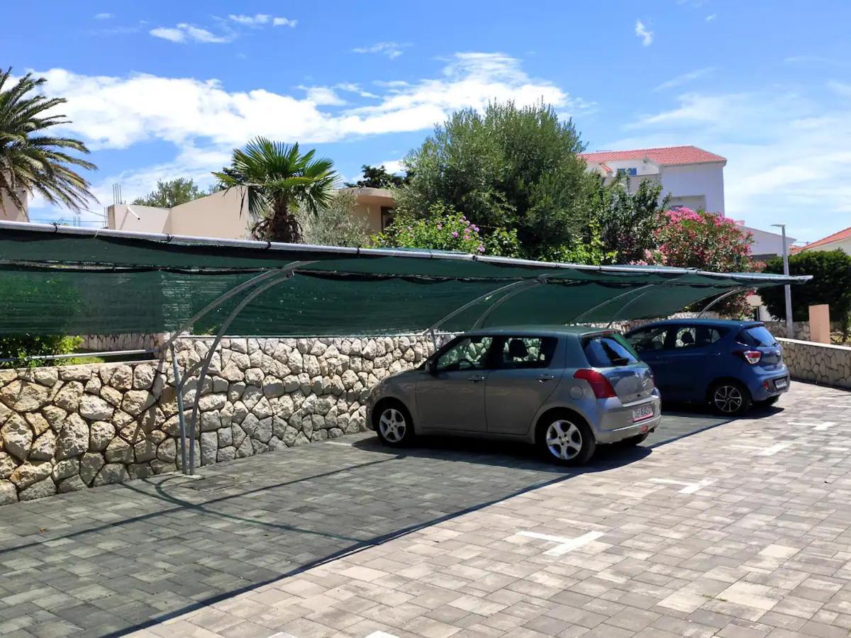 Ferienwohnung Avada Premium Novalja Exterior foto