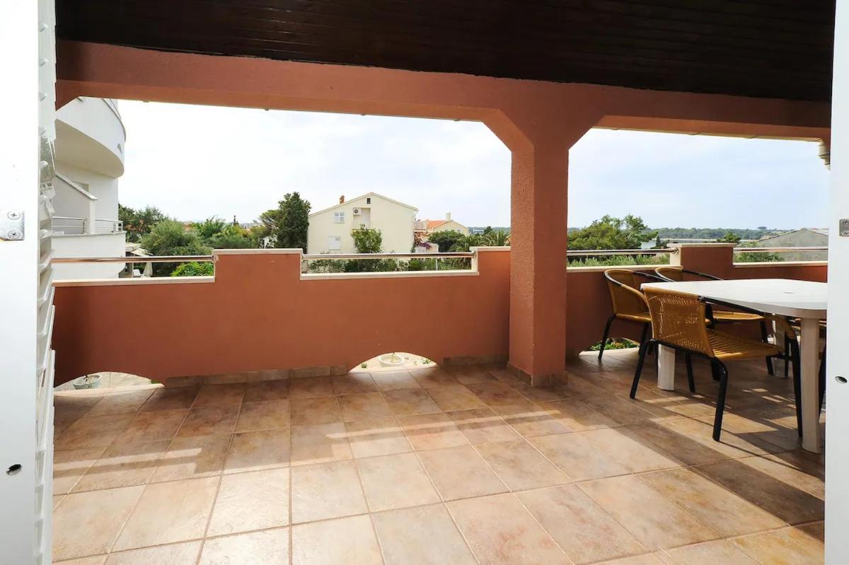 Ferienwohnung Avada Premium Novalja Exterior foto